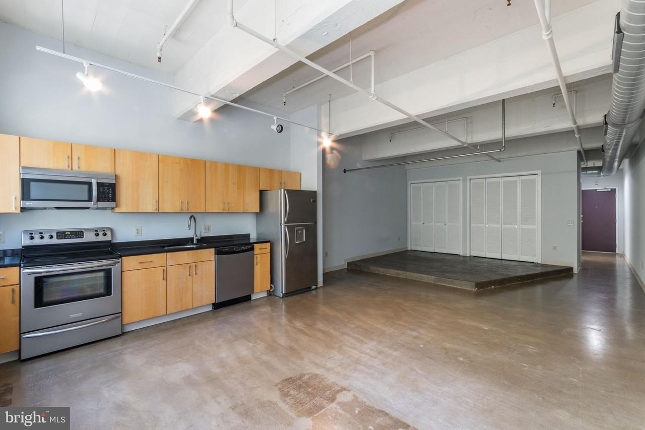 412 S 13th St #204 - Photo 2 of 19