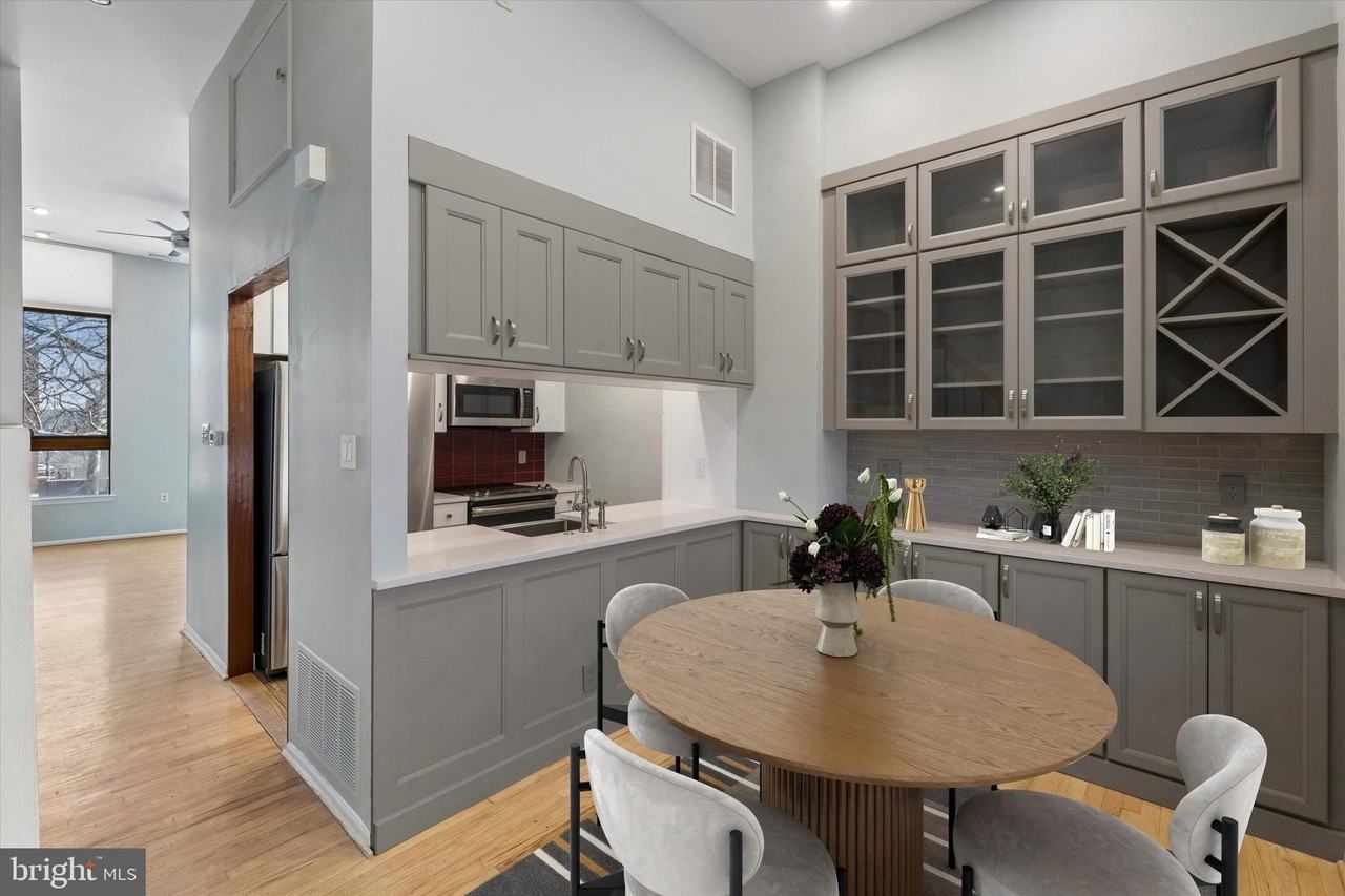 210 1C CHURCH Street #1C - Photo 3 of 18