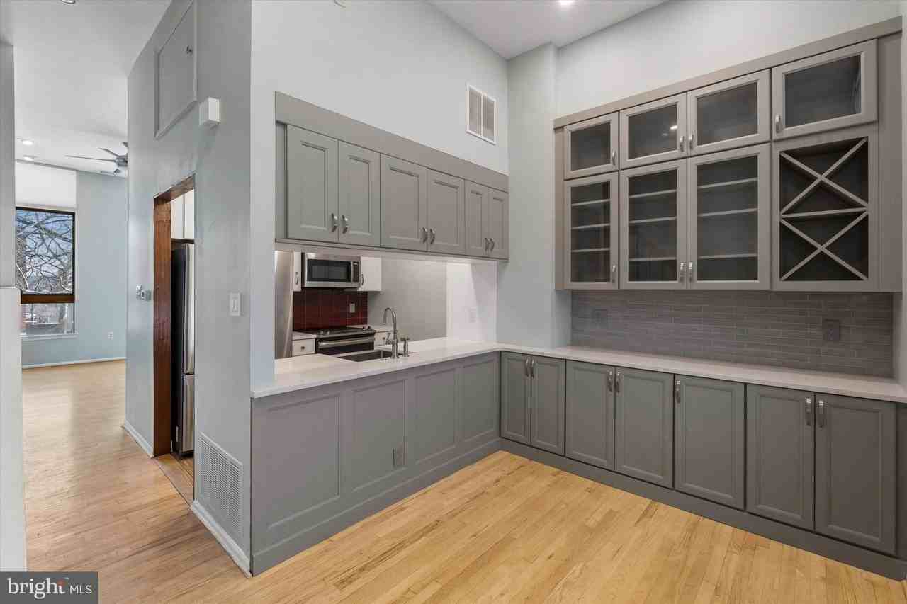 210 1C CHURCH Street #1C - Photo 5 of 18