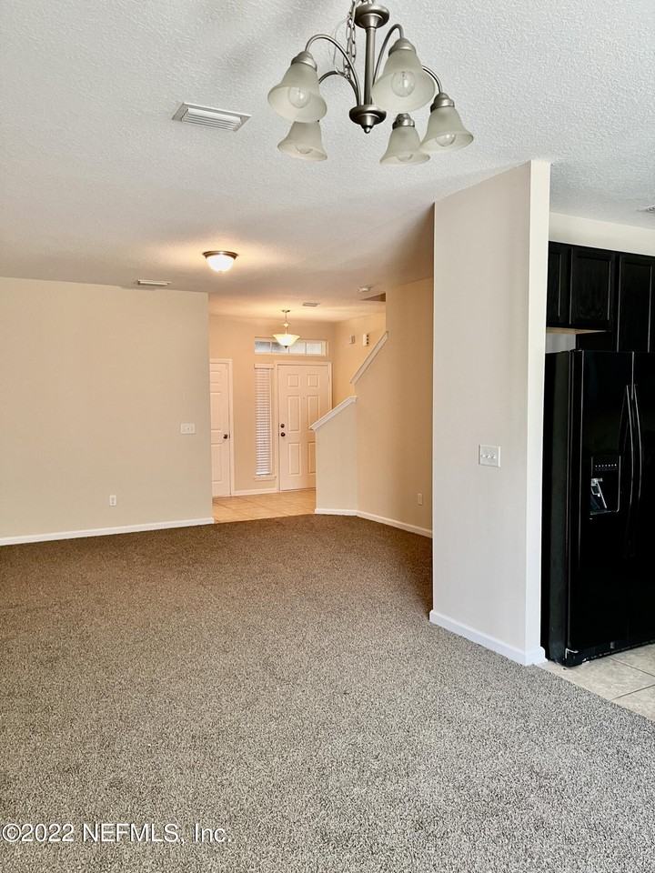 519 Ryker Way - Photo 5 of 24