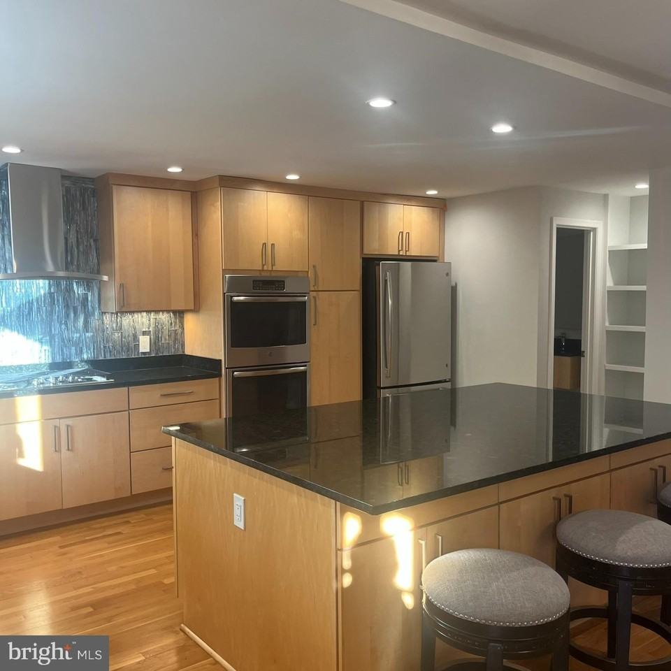 315 N Maple Ave - Photo 5 of 27