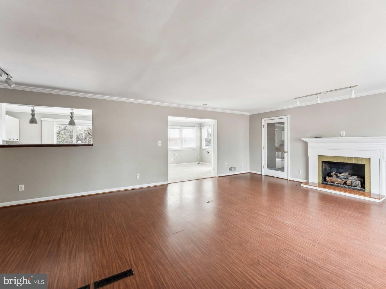 3503 Maple Ct - Photo 6 of 40
