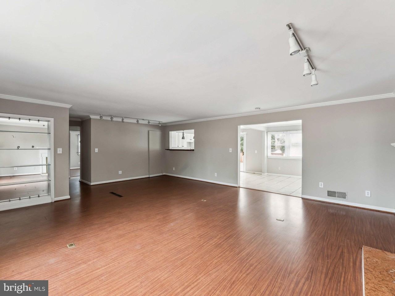 3503 Maple Ct - Photo 7 of 40