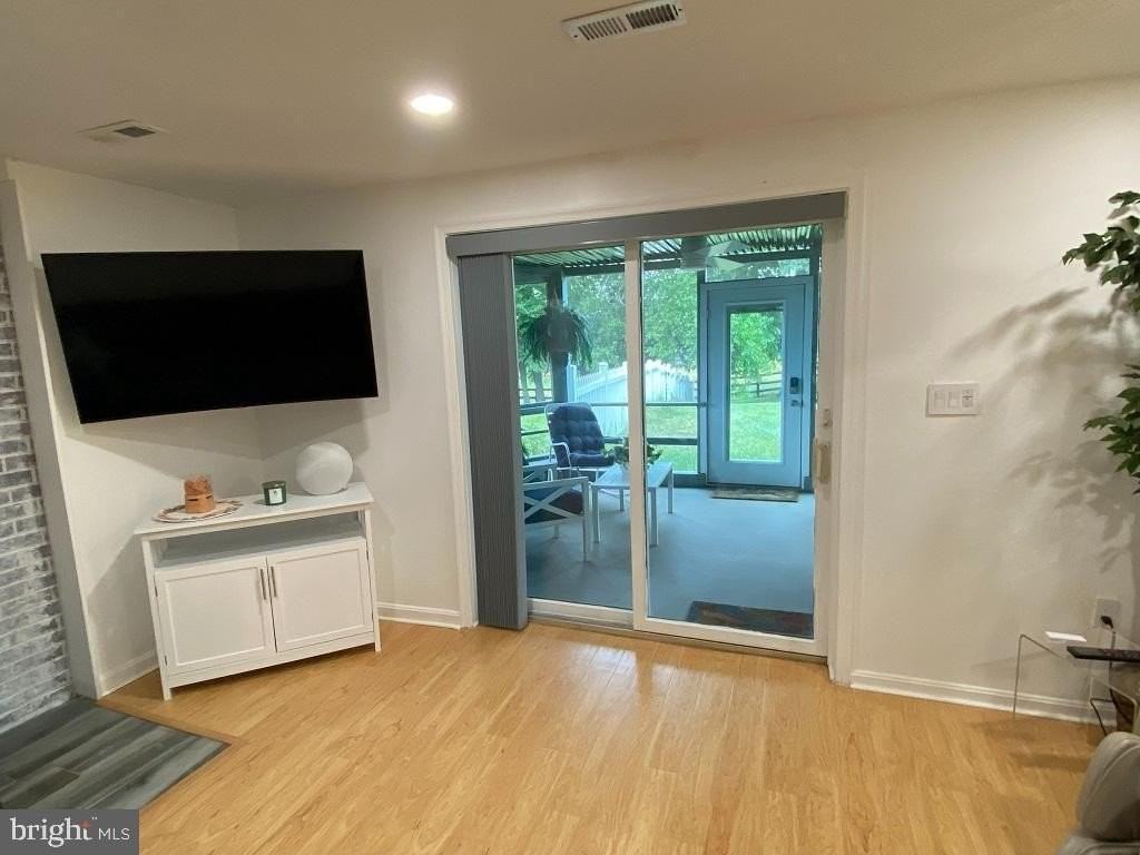 14480 Woodstar Ct - Photo 5 of 20