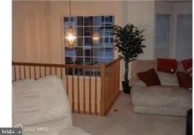 110 Chesterbrook Ct - Photo 6 of 10