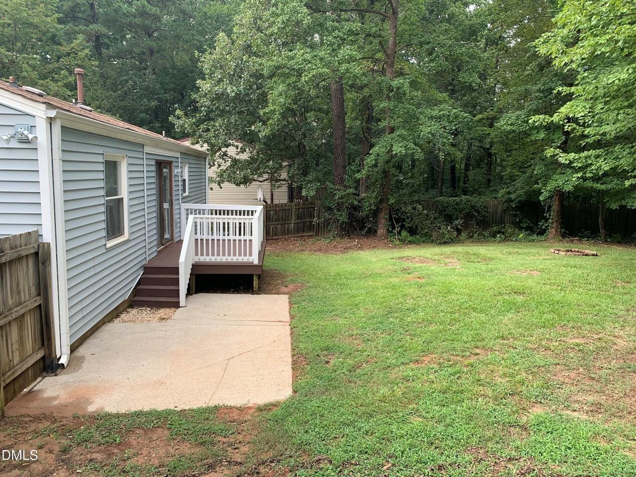 2600 Courier Ct - Photo 4 of 14