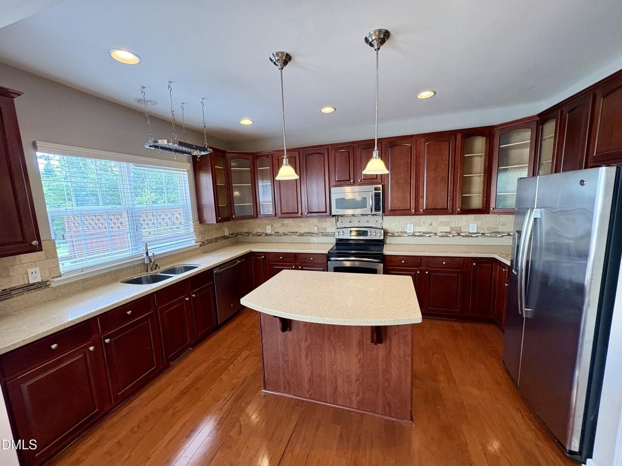 2705 Laurelcherry St - Photo 2 of 15