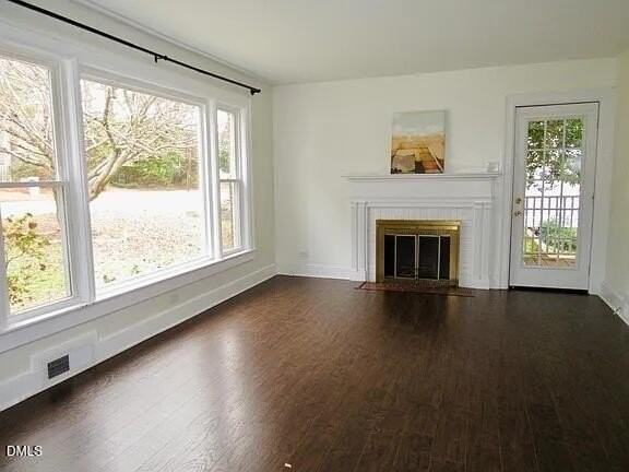 209 Carbonton Rd - Photo 2 of 17