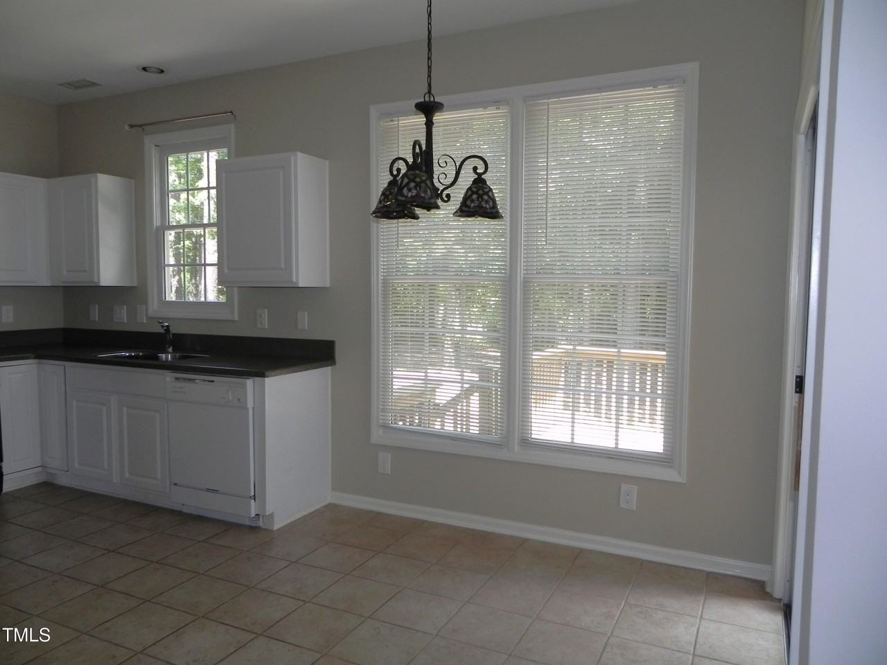 216 Castle Hayne Dr - Photo 6 of 19