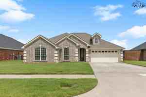 featured image of 4815 Falcon Crest Blvd