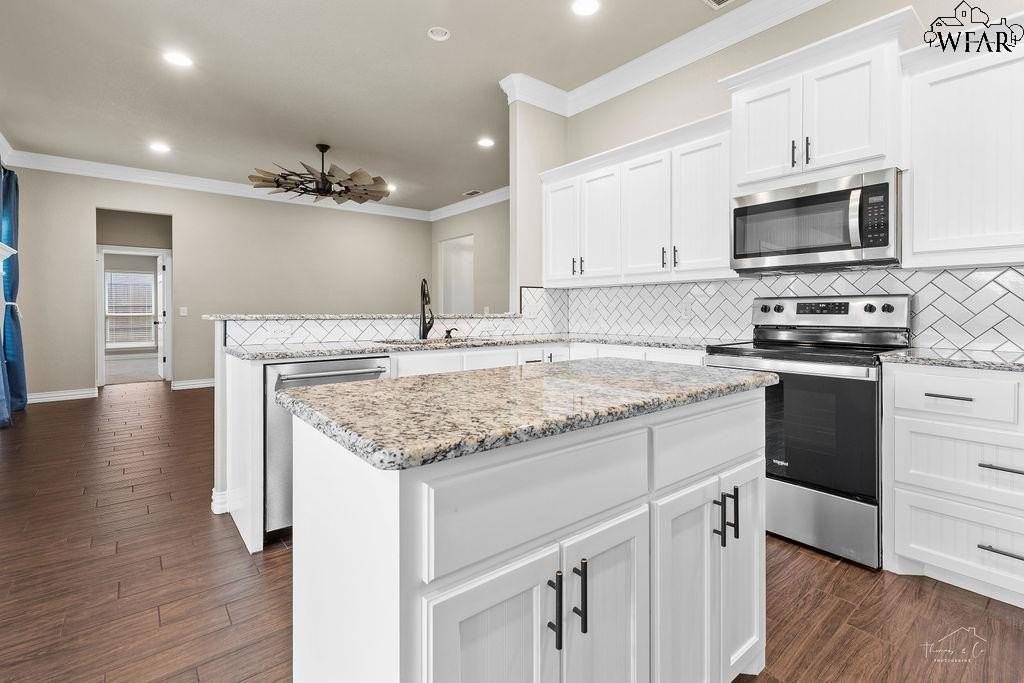 4815 Falcon Crest Blvd - Photo 7 of 23
