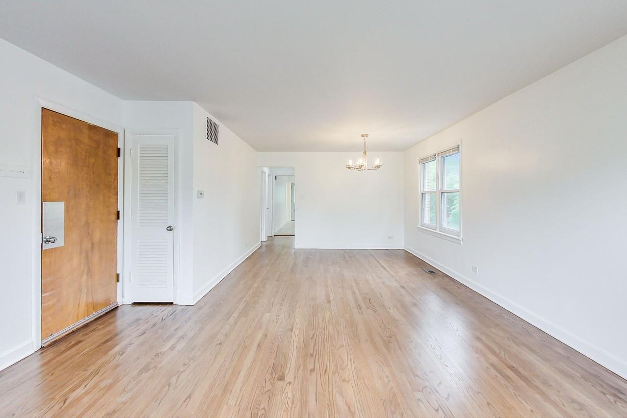 3333 Church St Unit 2 - Photo 3 of 20