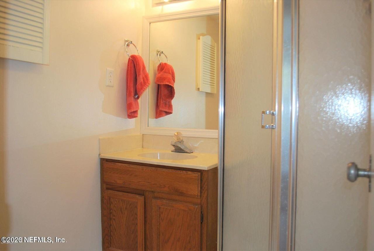 2931 Saint Johns Ave - Photo 2 of 6