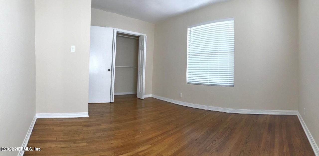 2931 Saint Johns Ave - Photo 5 of 6