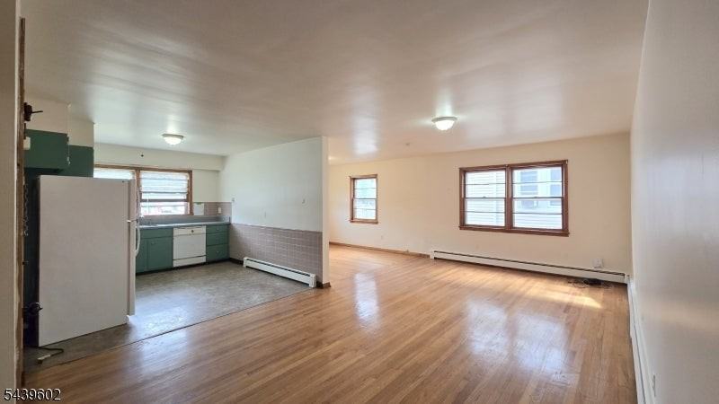 222 Park Ave - Photo 3 of 16