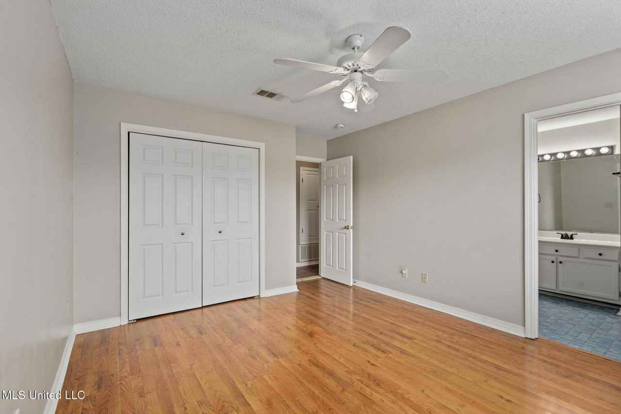 508 Woodward Dr - Photo 7 of 12