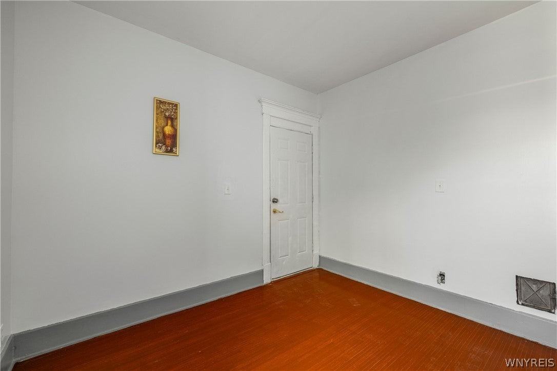109 Spaulding St - Photo 3 of 11