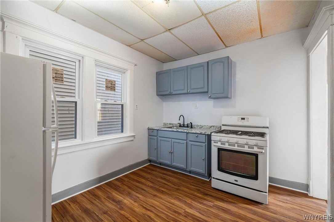 109 Spaulding St - Photo 4 of 11