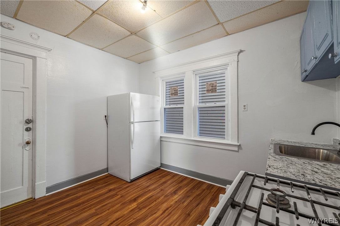 109 Spaulding St - Photo 6 of 11