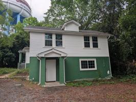 featured image of 1620B Catawba St #1