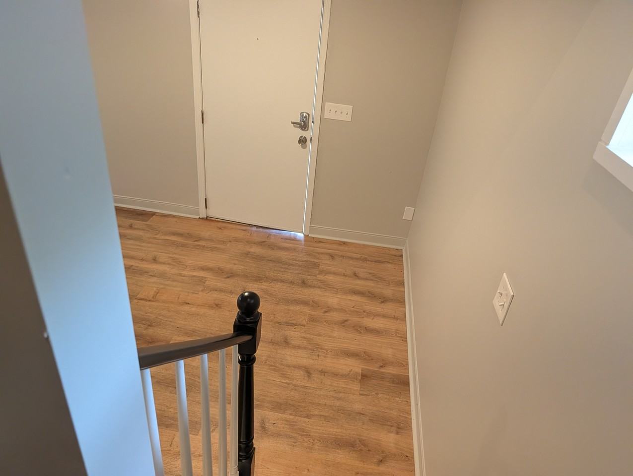 1620B Catawba St #1 - Photo 3 of 20