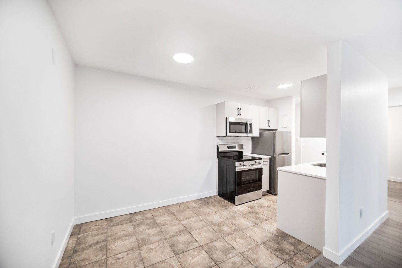 370 Talbot Avenue - Photo 6 of 18