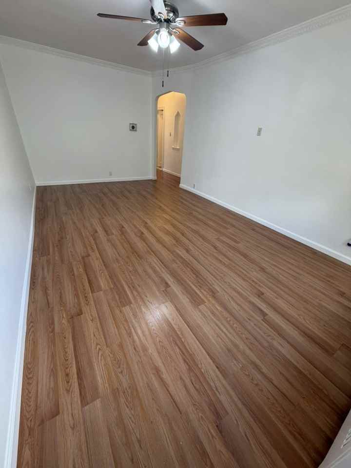 28-12 45th St #2 - Photo 4 of 14