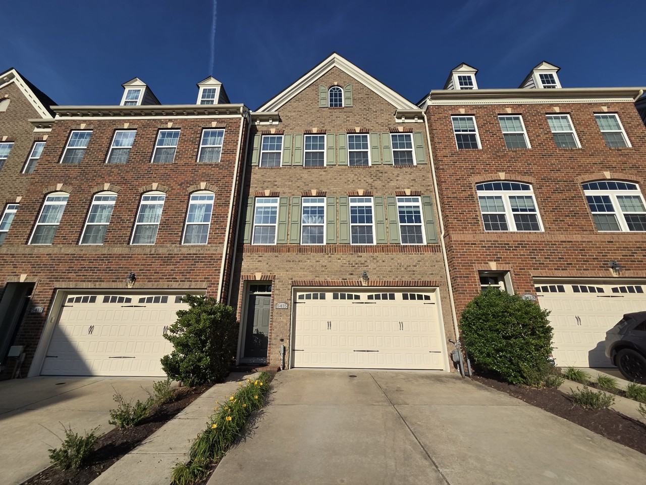 5415 Stream Bank Ln #1