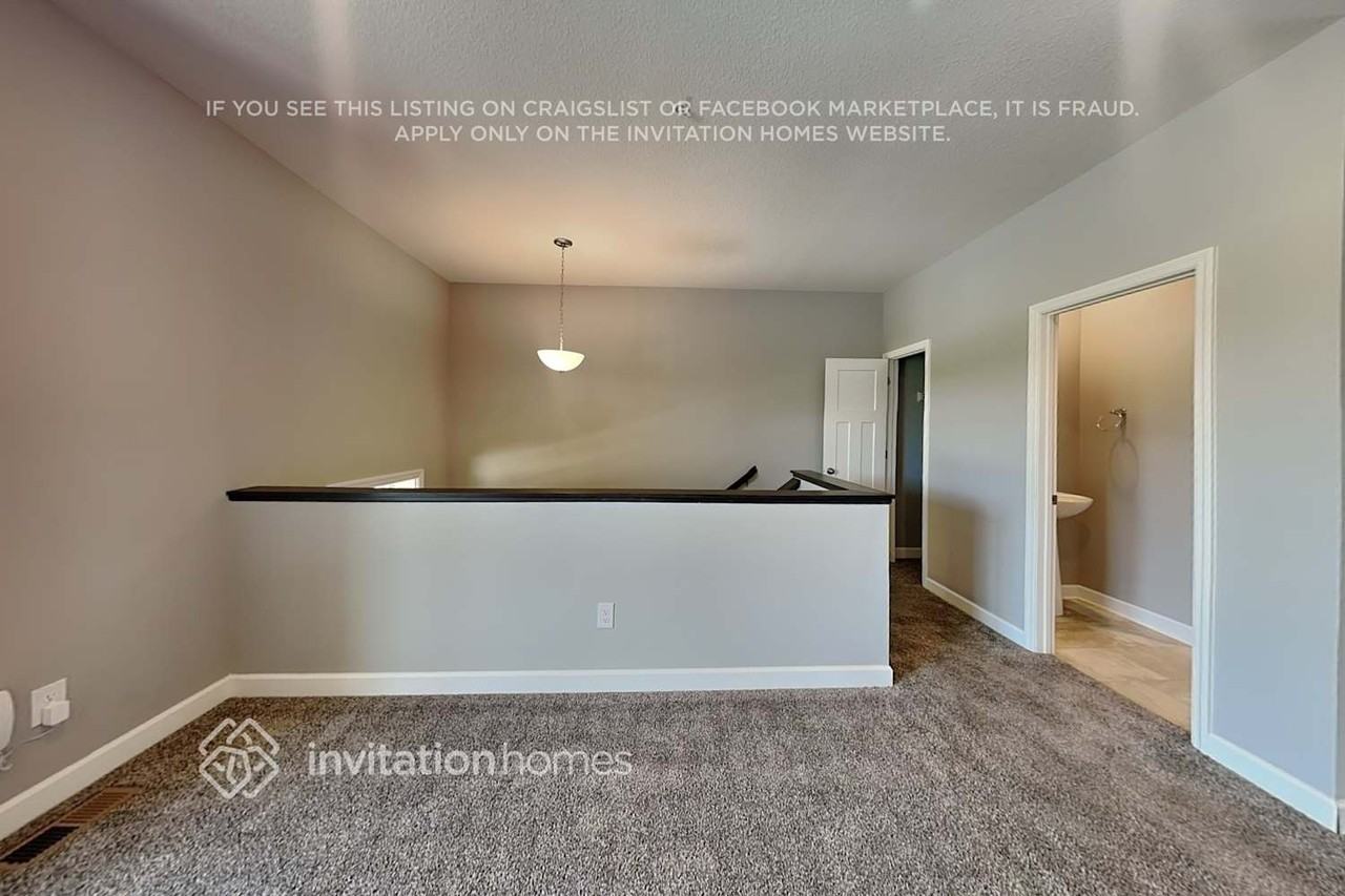 7526 38th St N - Photo 6 of 20