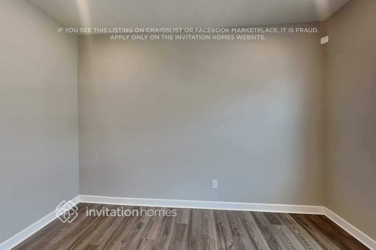 7526 38th St N - Photo 7 of 20