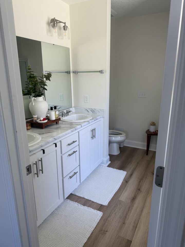 827 Abode Ave #1 - Photo 3 of 8