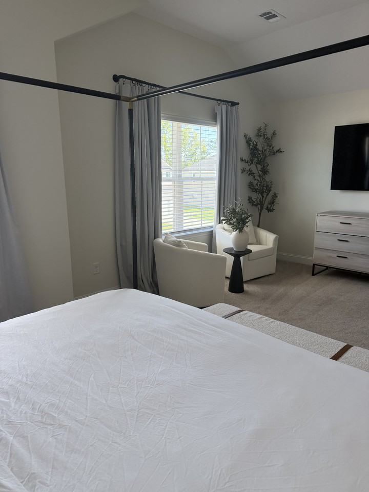827 Abode Ave #1 - Photo 5 of 8