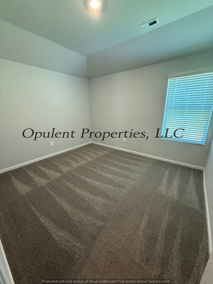 179 Olde Hearth Rd #1 - Photo 7 of 15