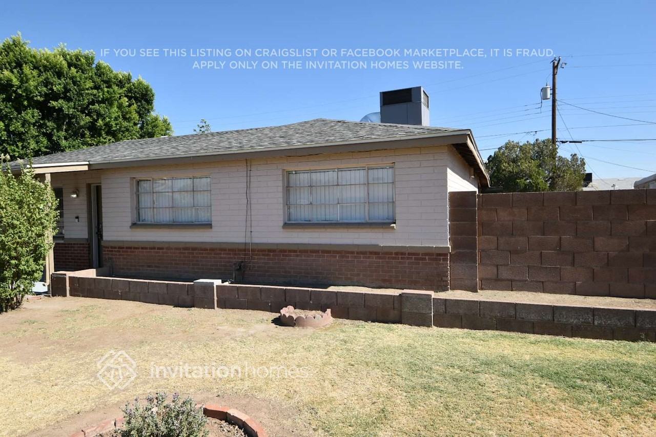 2307 W Freeway Ln - Photo 3 of 27