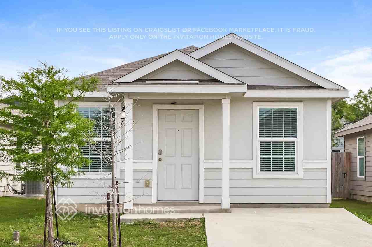 4223 Southton Lk