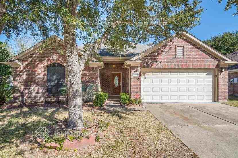 6711 Shelby Oaks Dr - Photo 2 of 12