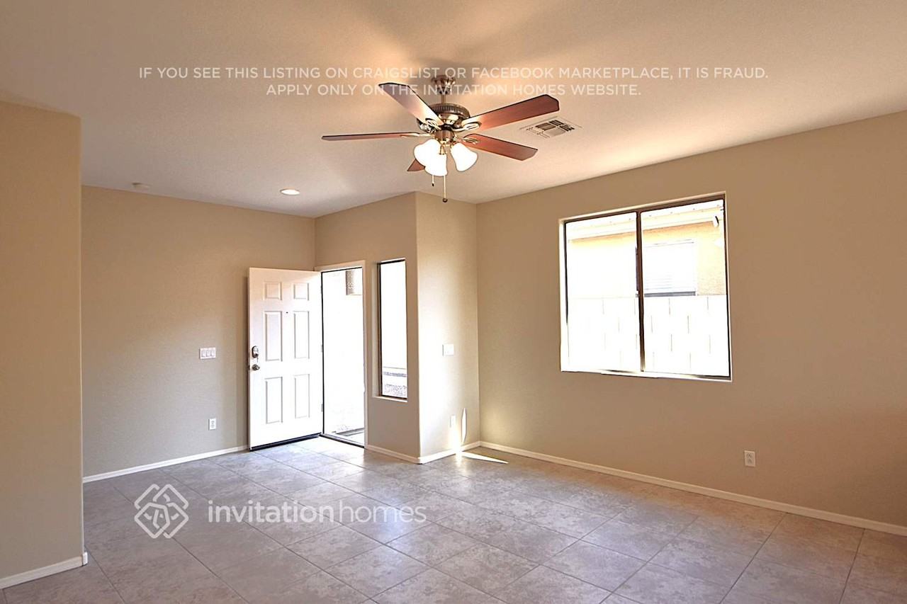 12805 W Redondo Dr - Photo 2 of 13