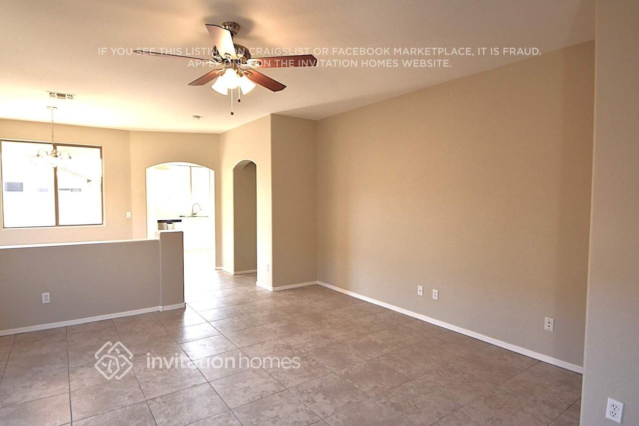 12805 W Redondo Dr - Photo 3 of 13
