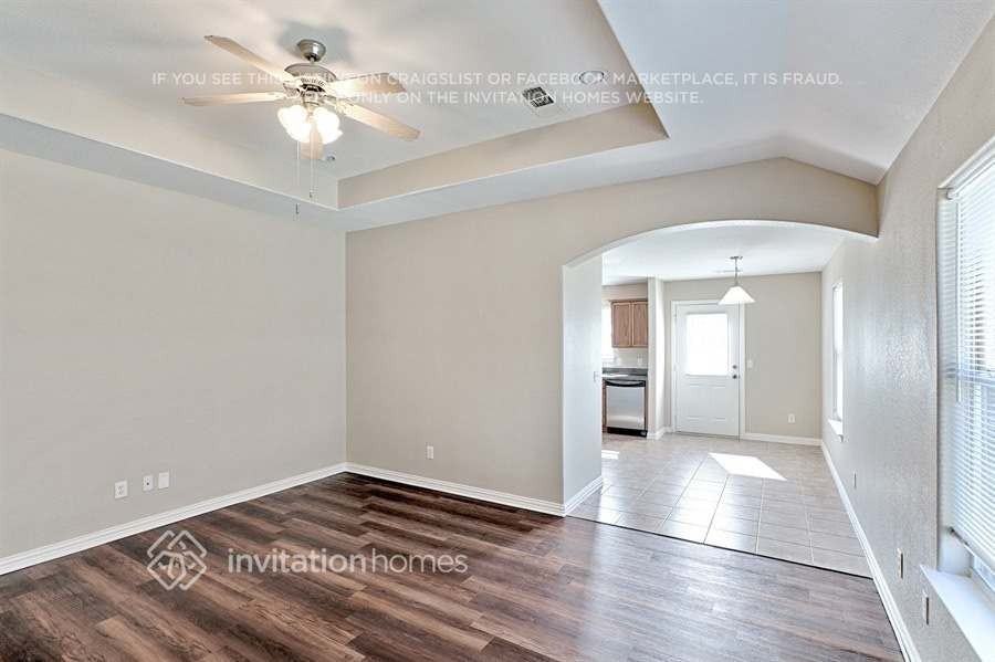 13916 Garden Grove Dr - Photo 6 of 20