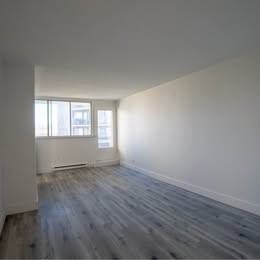 10355 Av Du Bois-De-Boulogne — photo 2