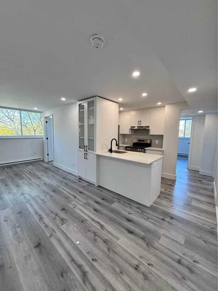 10355 Av Du Bois-De-Boulogne — photo 1