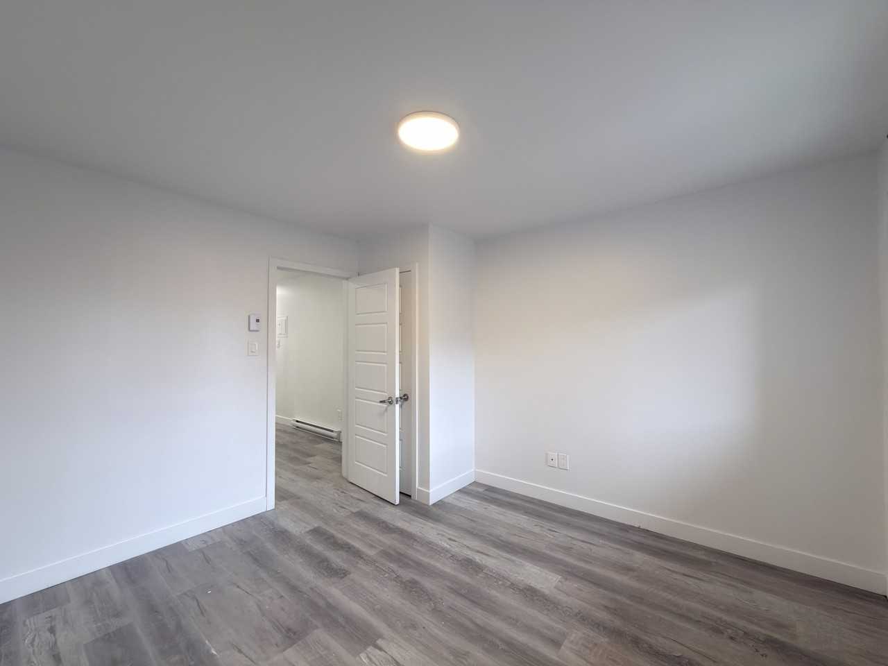 3915 Masson - Photo 6 of 19
