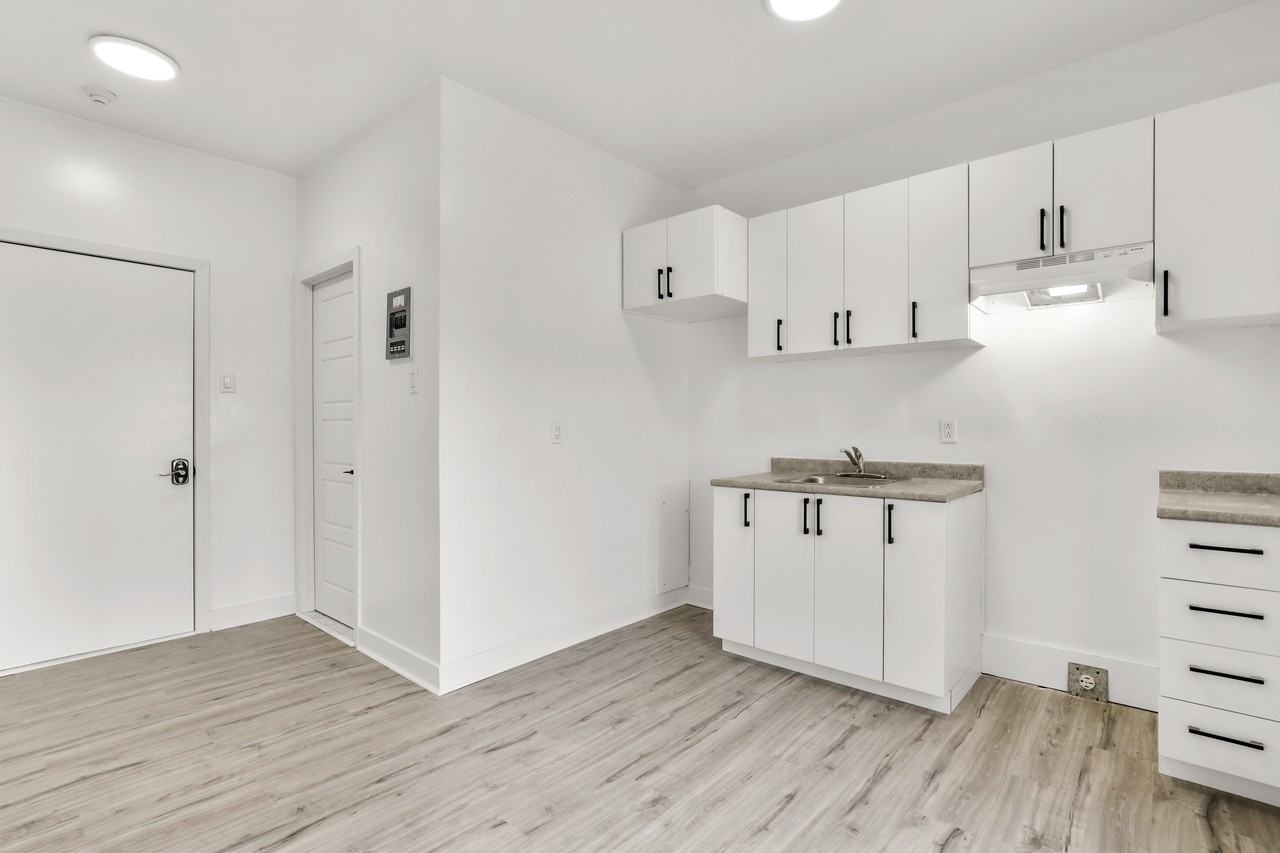 7790 Av Trémolières — photo 2
