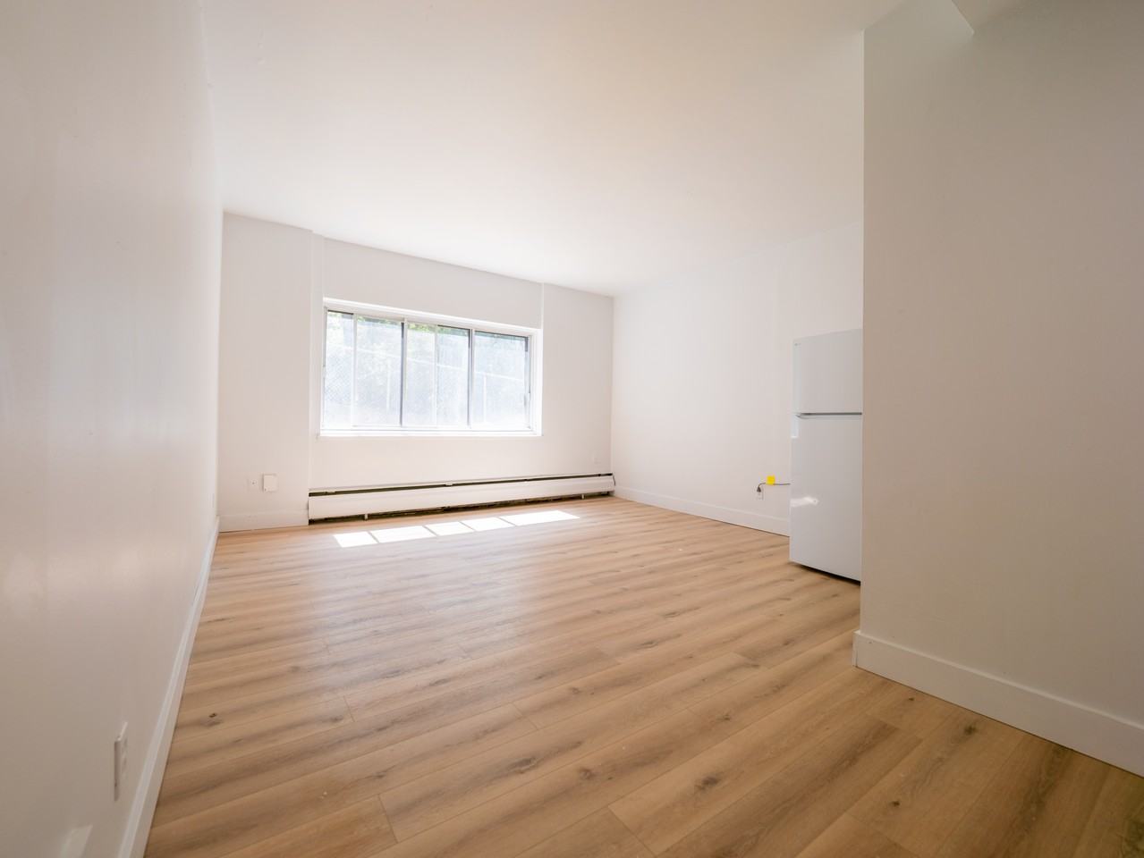 6510 Av Wilderton — photo 2