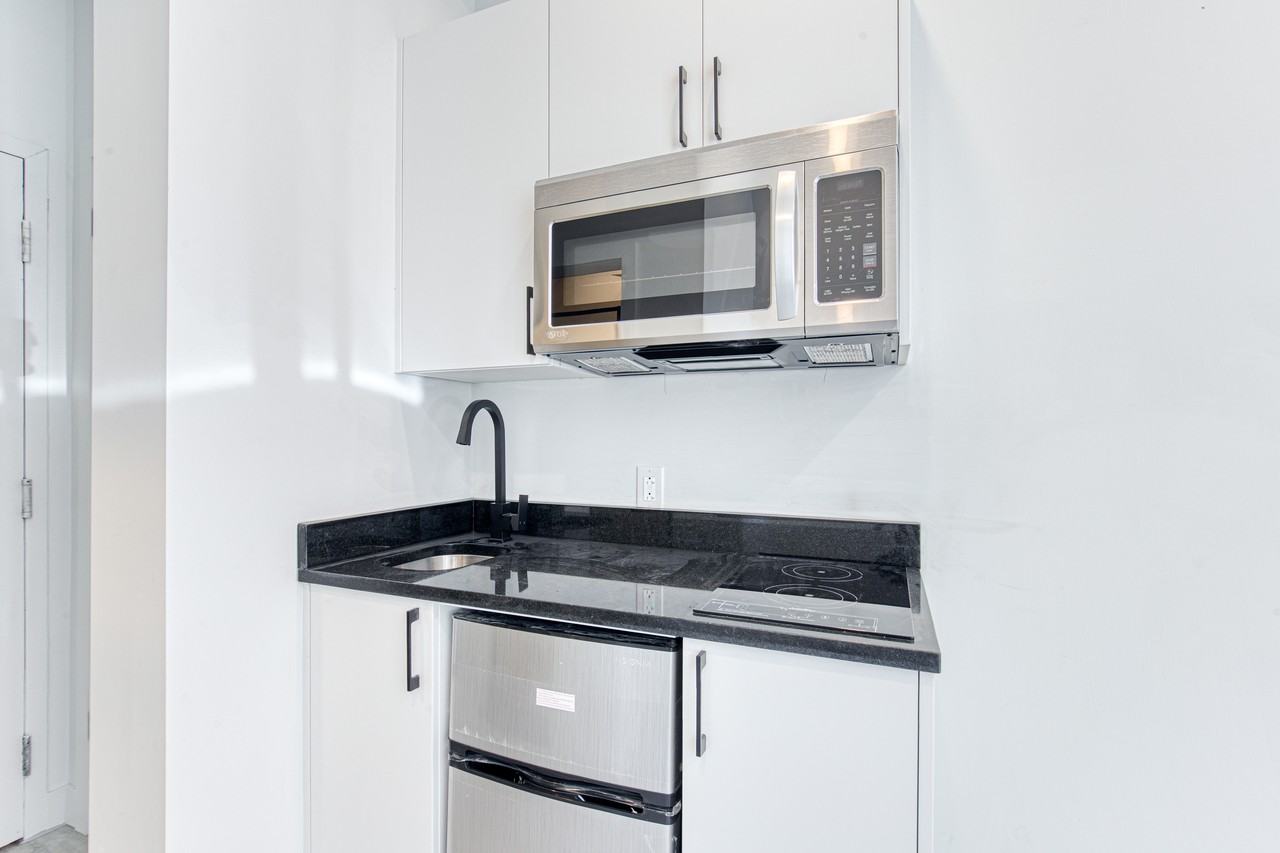 591 Ash and 2024 Wellington - Photo 6 of 19