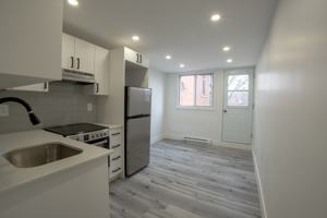 featured image of 4750 Av Linton