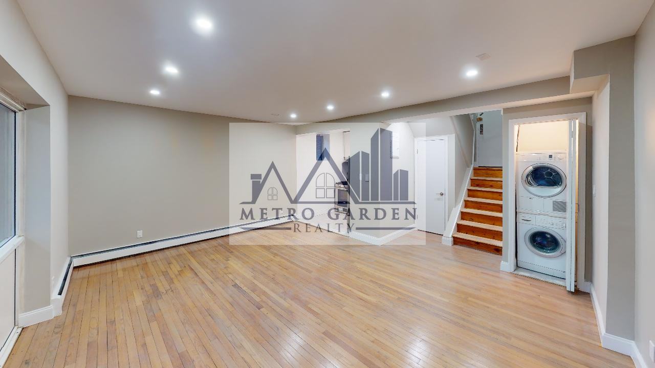 67-39 Clyde Street #A - Photo 7 of 28