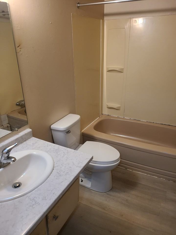 Sunlight Apartments - Photo 6 of 6