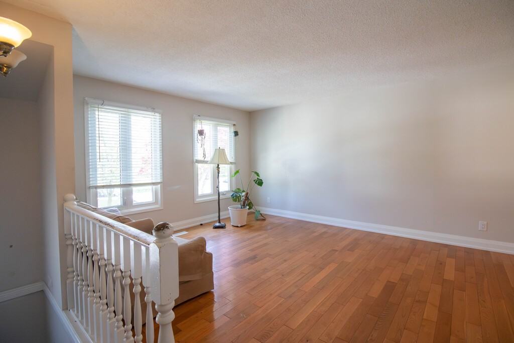 62 Terrace Ave - Photo 2 of 16