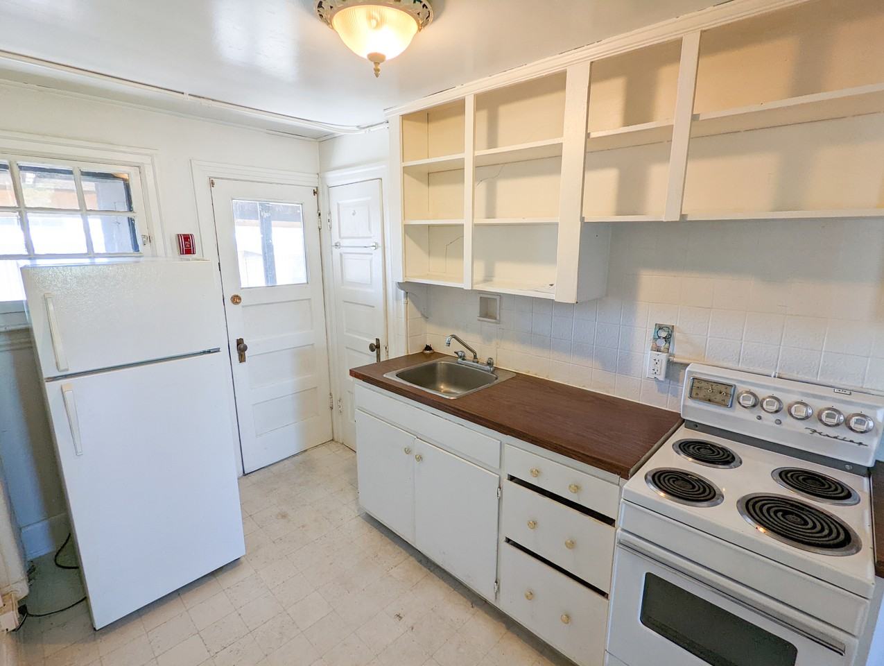 Tyrone Heritage Residences - Photo 7 of 15